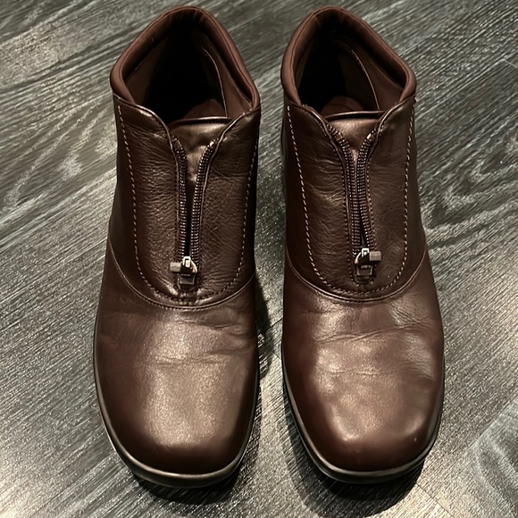 Easy Spirit Esdrina ankle booties boots zipped brown leather women’s size 9 - Picture 10 of 14